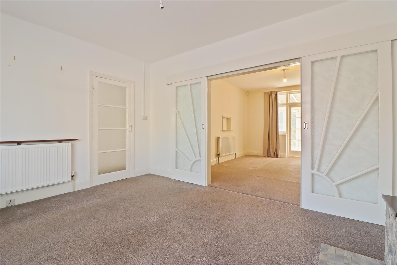 3 bed property in Summerfield Road, Chesterfield